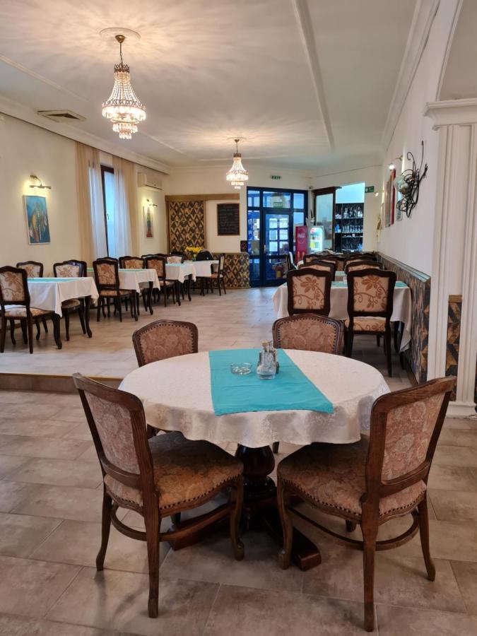 Ugostiteljski Objekat Karibo Hotel Sombor Exterior foto